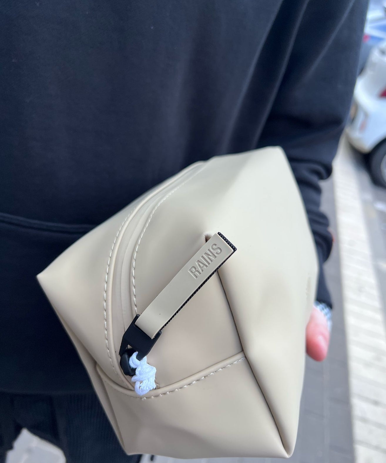 ריינס - RAINS תיק יד עמיד במים 15580 Dune