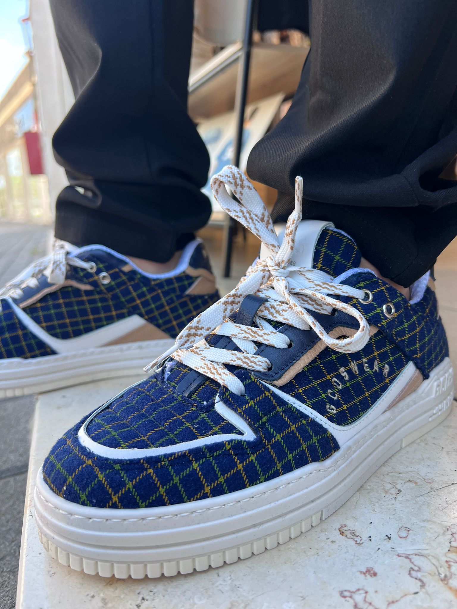 GCDS - סניקרס GCU1007-457 TARTAN-BLUE-BEIG