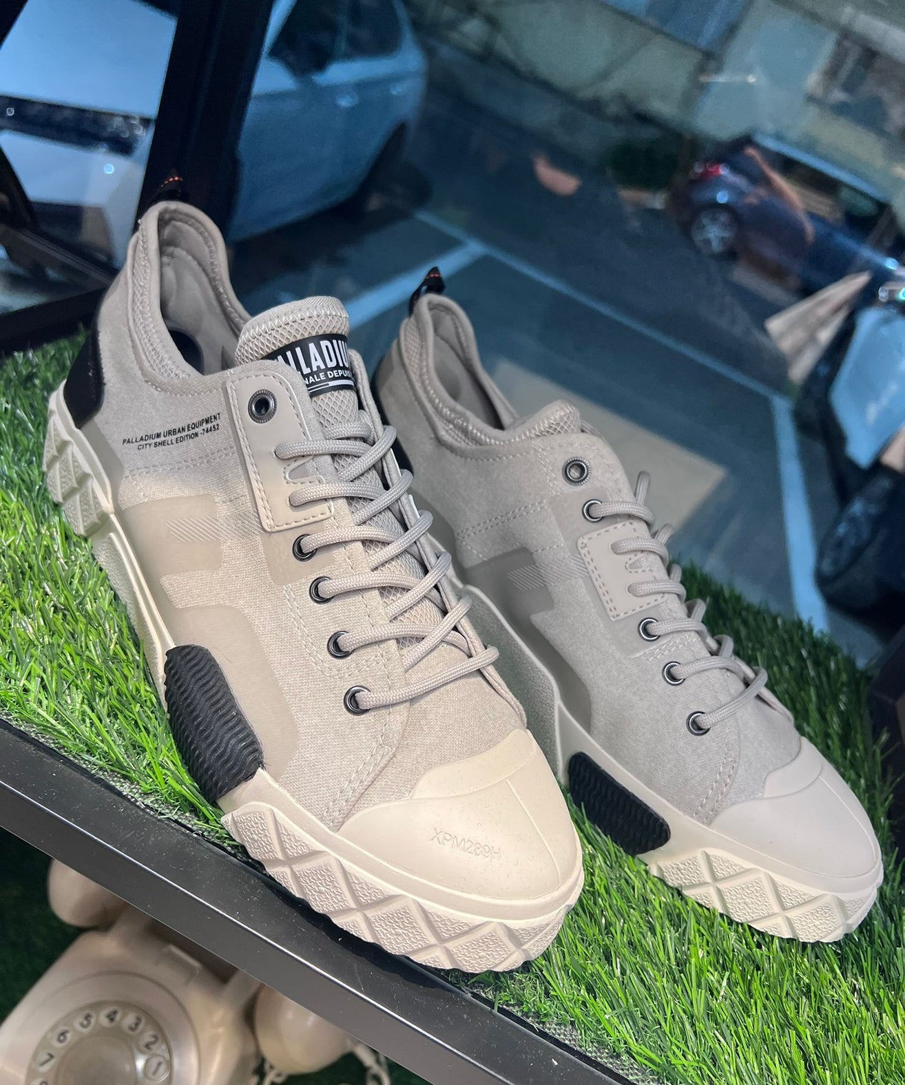 פלדיום - סניקרס 74452-096 ACE CITY SHELL LO NATURAL GREY