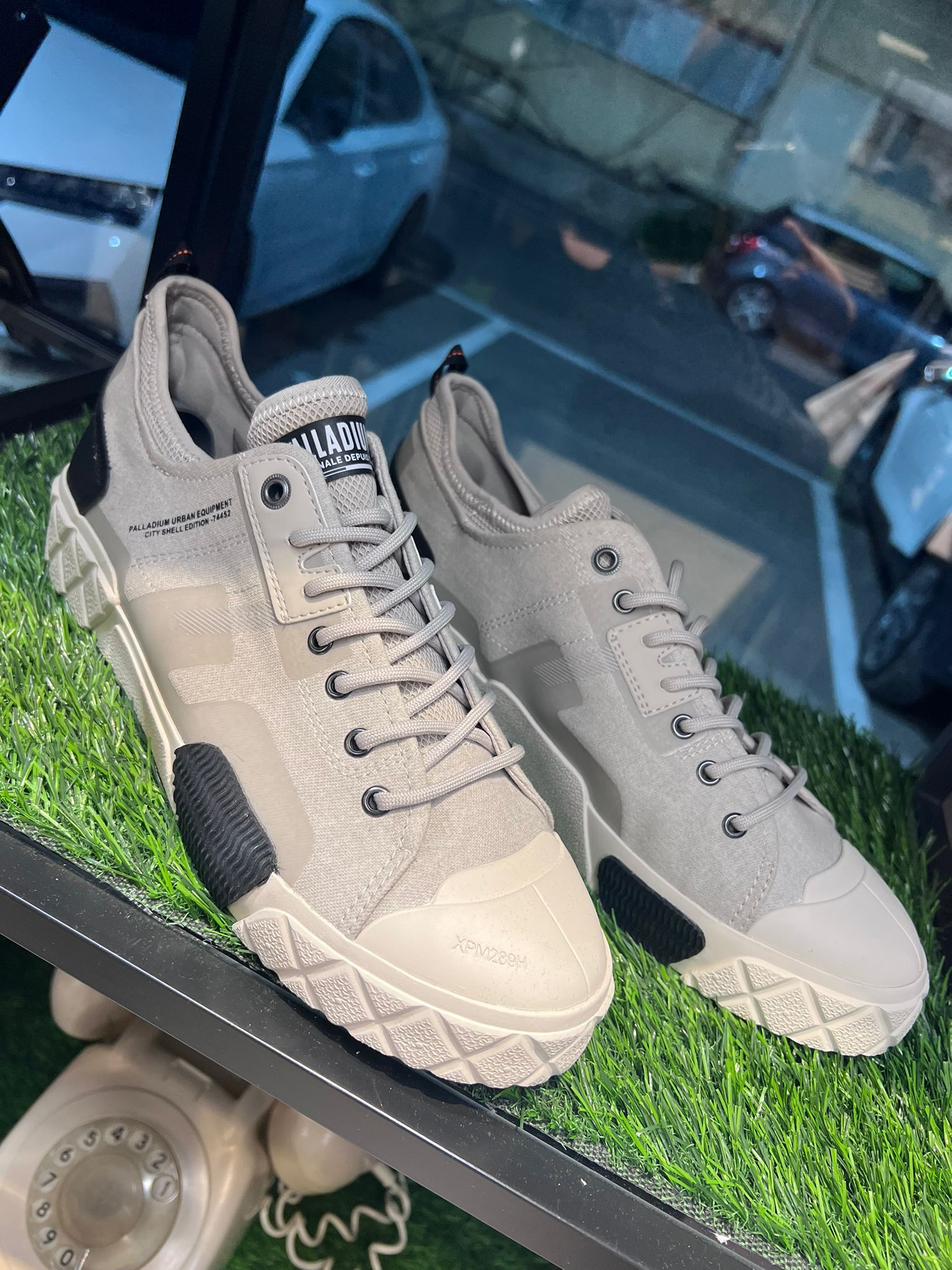 פלדיום - סניקרס 74452-096 ACE CITY SHELL LO NATURAL GREY