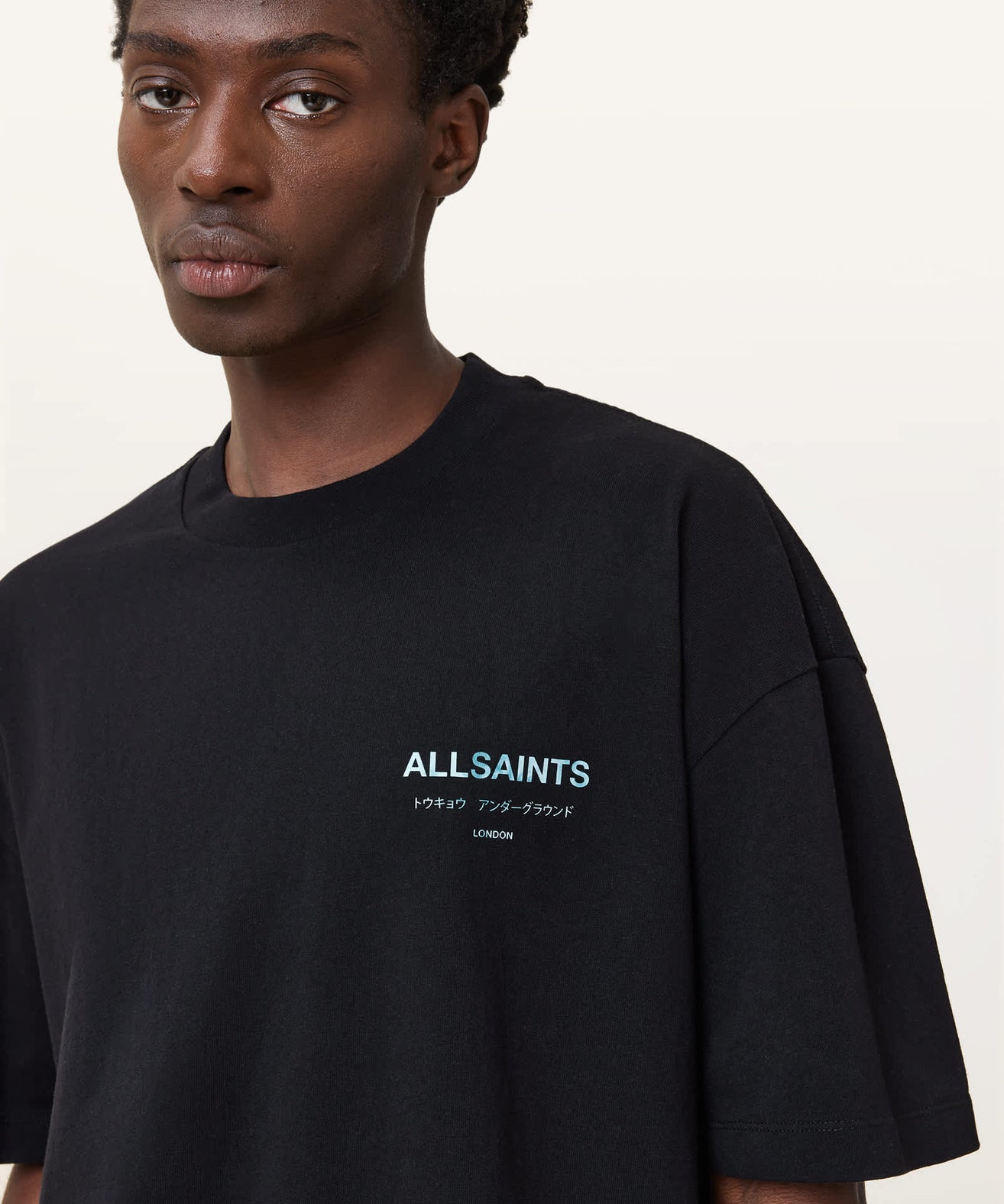 אולסיינטס - אוברסייז שרוול קצר M071PC Jet Black/Blue