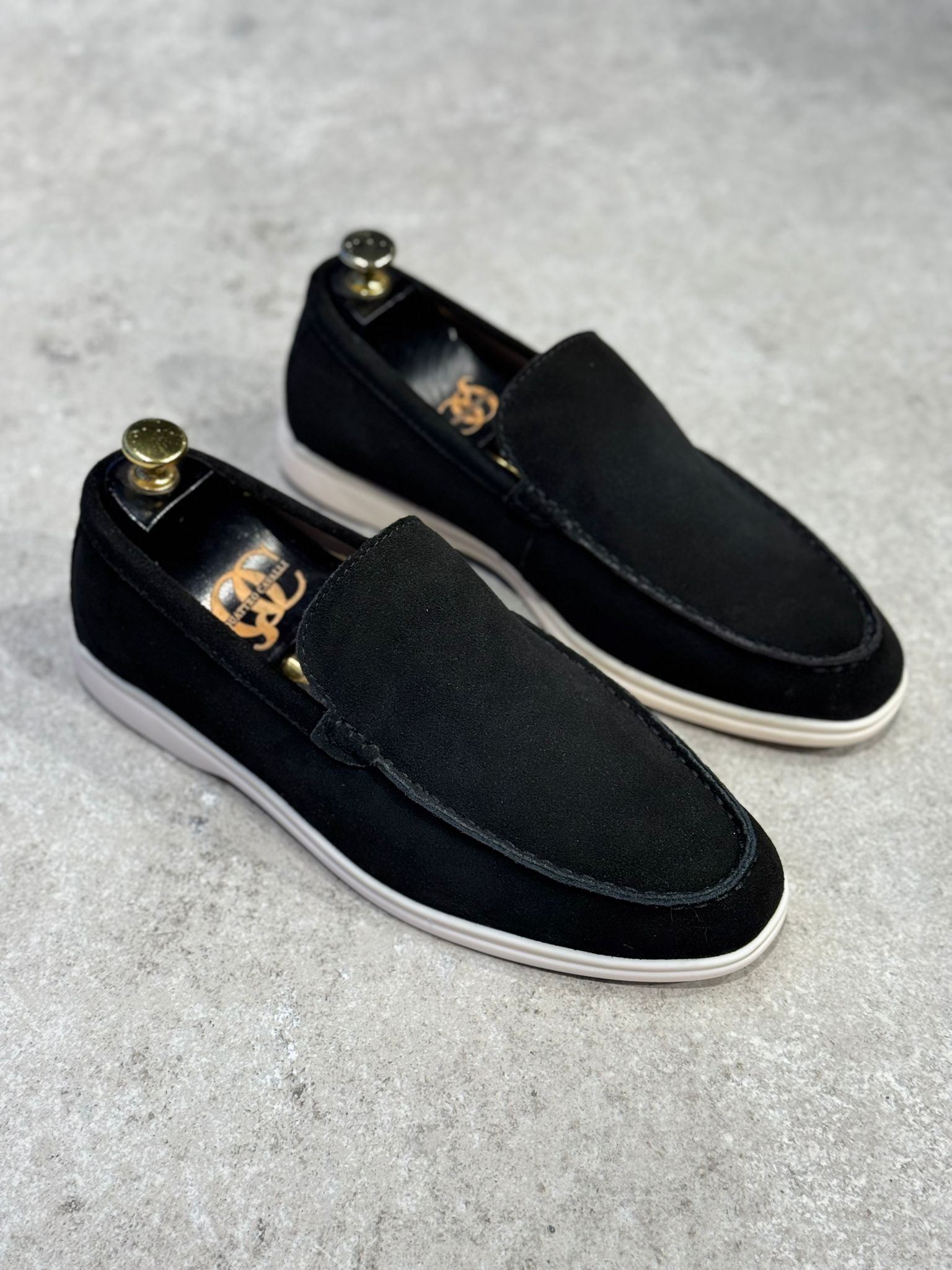 קואטרו קוואלי - מוקסין 8915