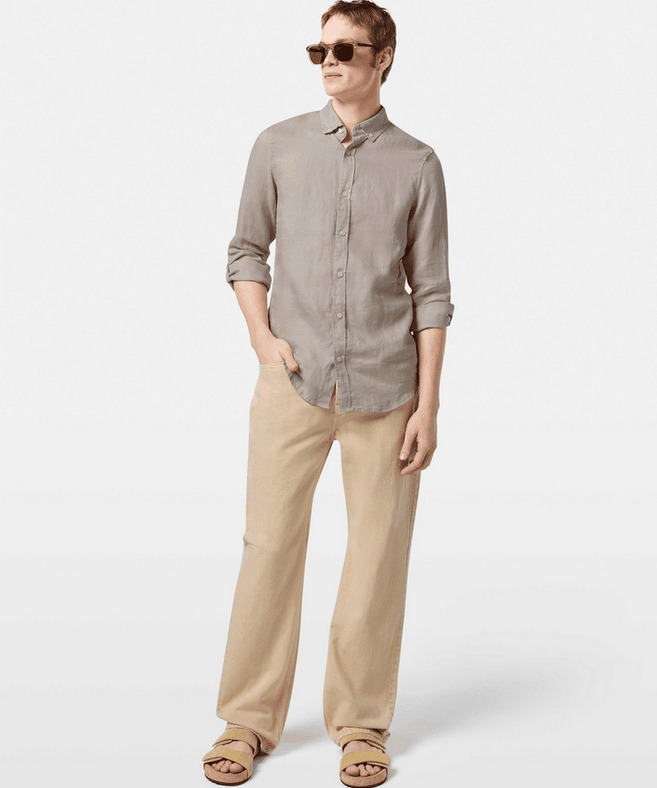 סקוץ' אנד סודה - מכופתרת פשתן שרוול ארוך
בצבע אבן 180016 030 SU25