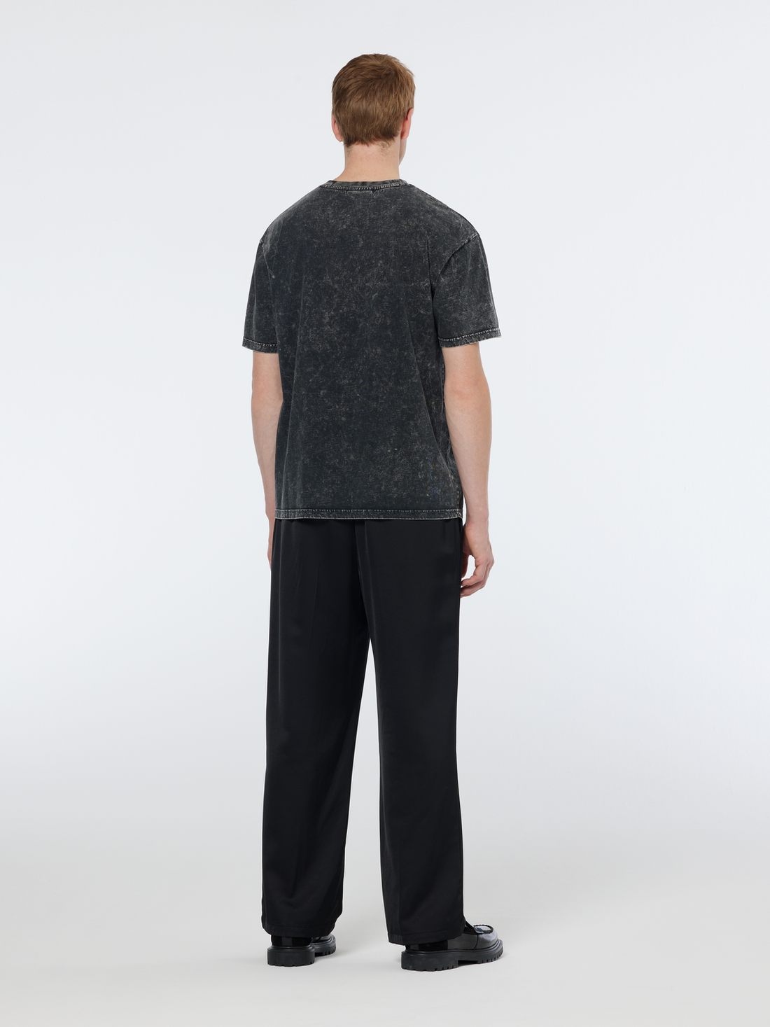 סקוץ' אנד סודה - חולצה טי שרוול קצר בצבע אפור 179952 001 SP25