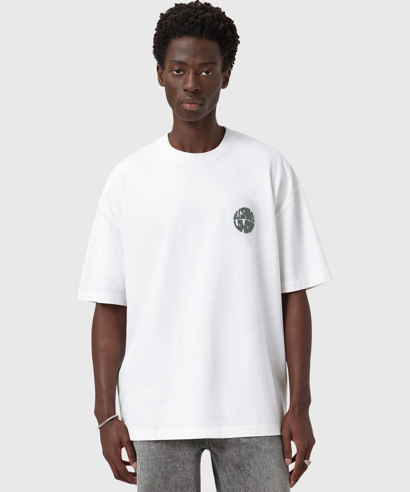 אולסיינטס - אוברסייז שרוול קצר M016JD