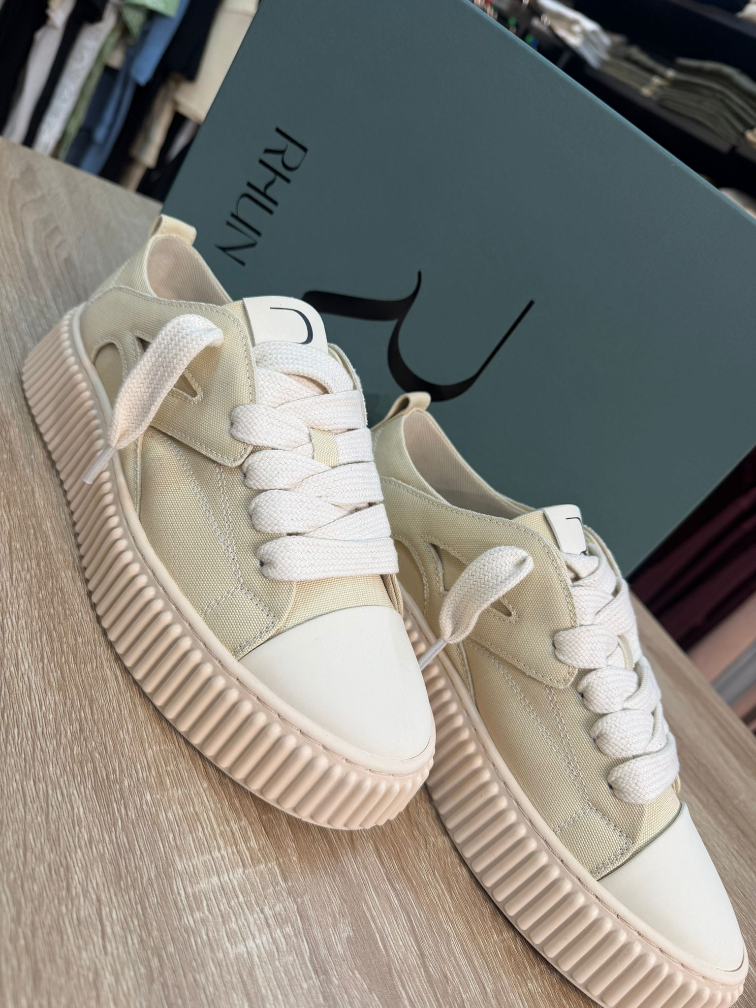RHUN - סניקרס מבד SKATE 2020 Beige Canvas