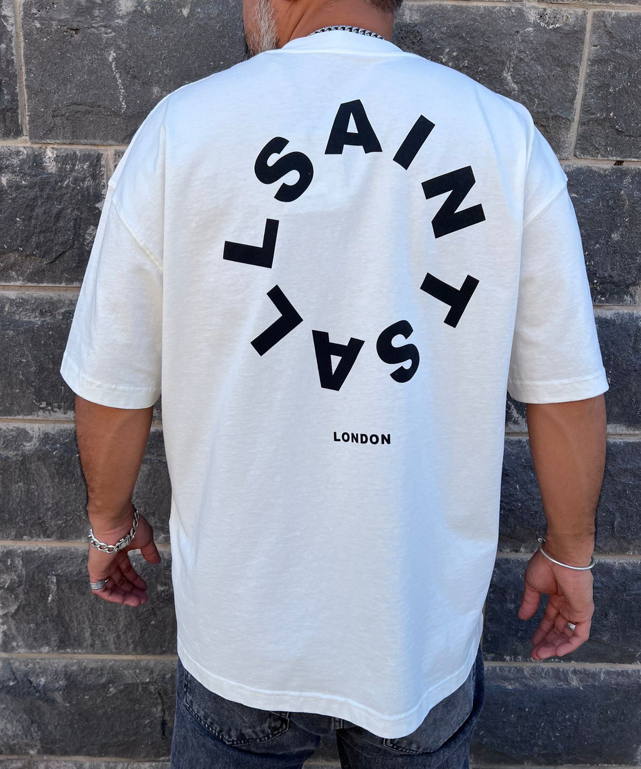 אולסיינטס - אוברסייז שרוול קצר  Chalk White M072PB