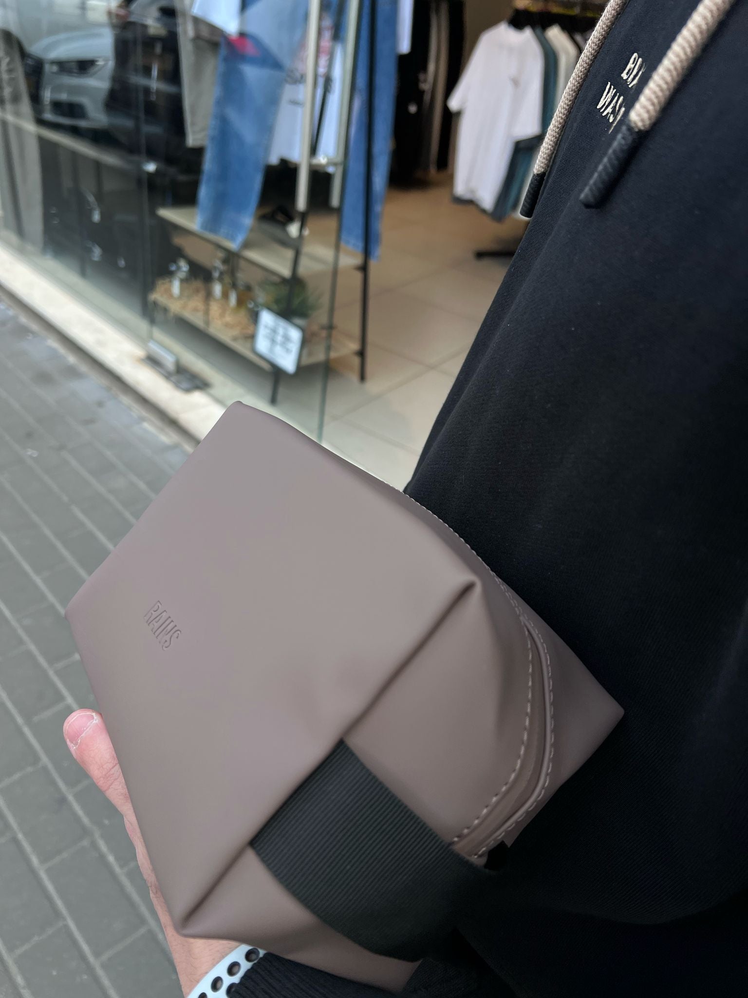 ריינס - RAINS תיק יד עמיד במים 15580 Grey