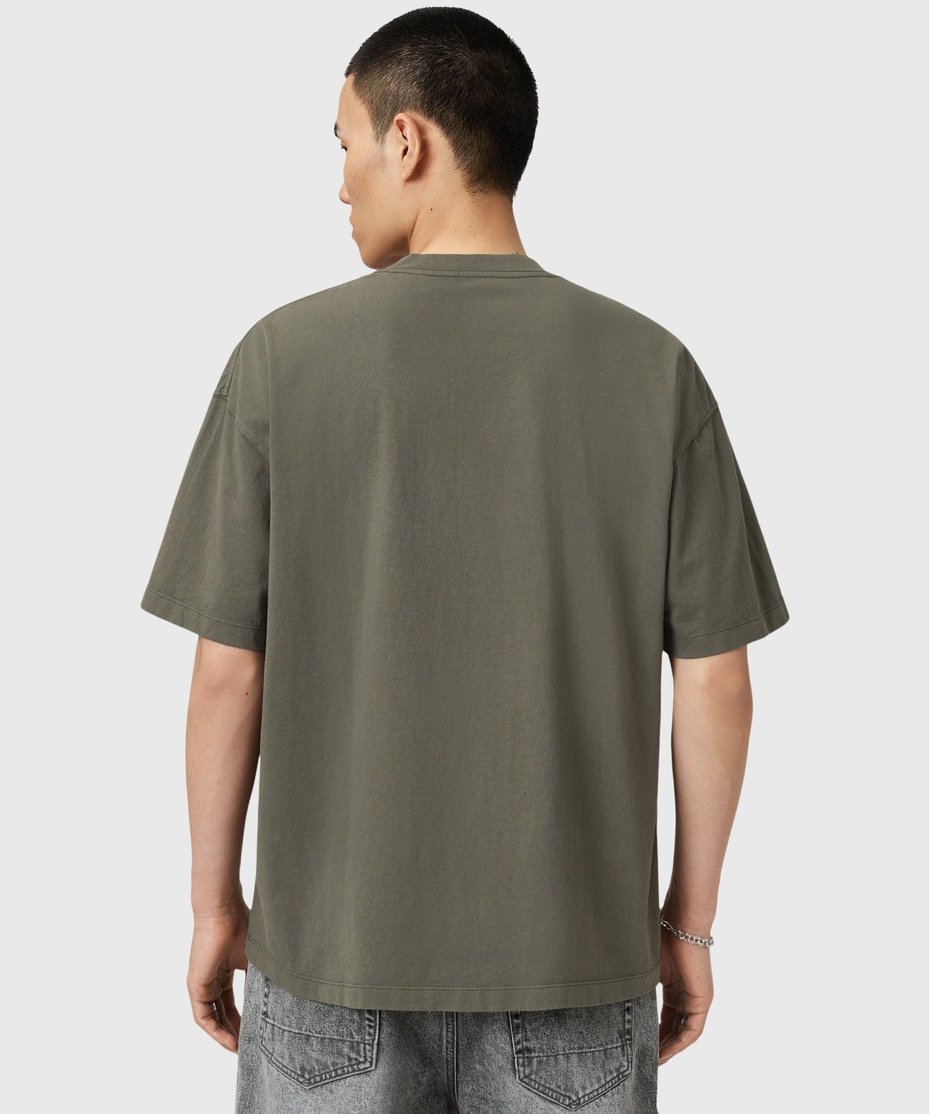 אולסיינטס - אוברסייז שרוול קצר M016JD